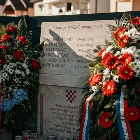 &Scaron;iroki Brijeg obilježio 34. obljetnicu raketiranja i odao počast žrtvama