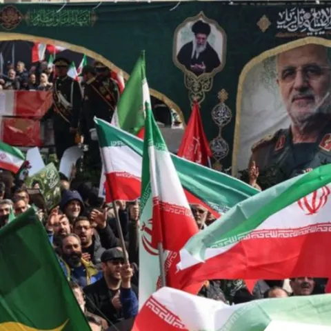 Tisuće ljudi iza&scaron;le su na ulice Teherana