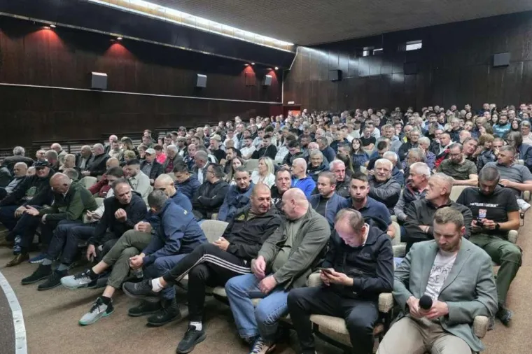 Premijera dokumentarnog filma - 'Na prvoj crti &ndash; Bitka za Livno'