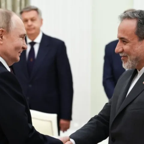 Putin i Araghchi
