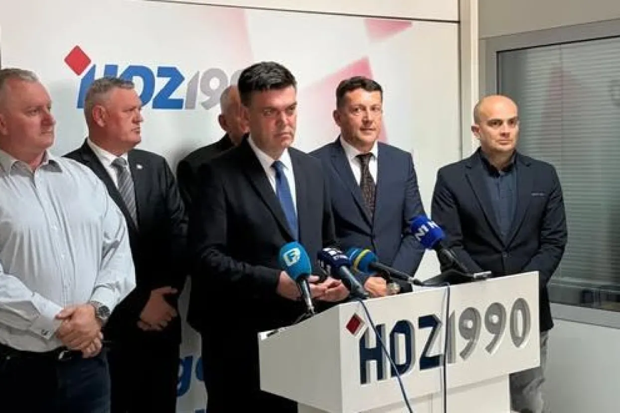 Nakon sjednice u Mostaru, na kojoj su potvrdili zajedničku kandidaturu Zdenka Lučića za člana Predsjedni&scaron;tva BiH, novinarima su se obratili predsjednici stranaka Petorke (HDZ 1990, HRS, HNP, HDS i HSS)