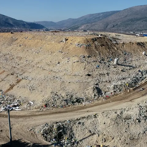 Preopterećeno deponijsko polje na deponiji Uborak