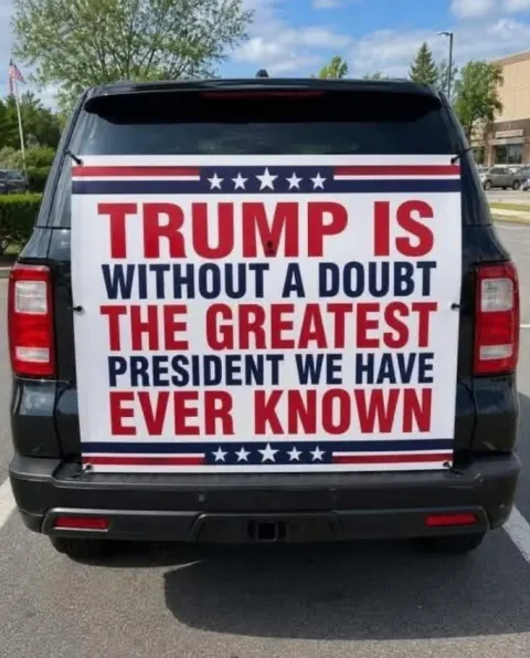 Trumpove AI fotografije