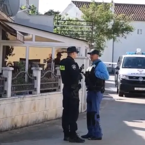 Potraga za ubojicom iz Drni&scaron;a