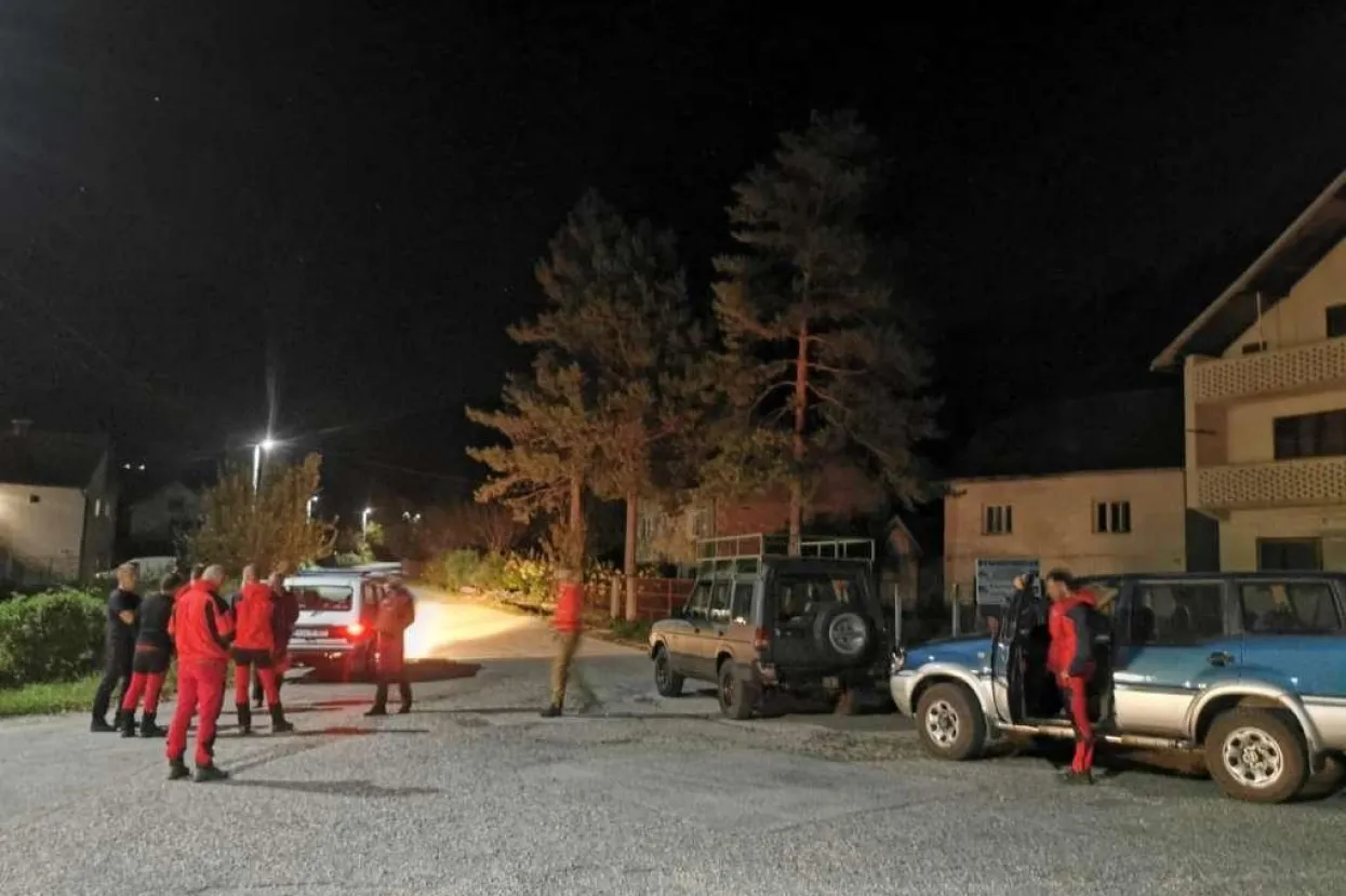 GSS-ovci već treći dan tragaju za nestalom osobom na lokalitetu sela Dužani kod Konjica