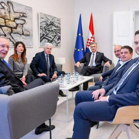 Čović i Plenković: Nastavak rada na strate&scaron;kim nacionalnim interesima
