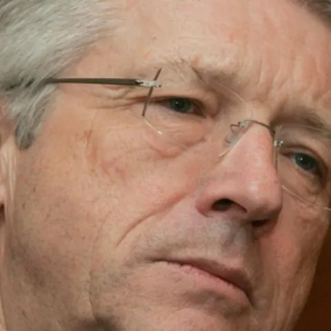 Petritsch: BiH ne može postati članica EU s entitetima. Zadržavanje imovine na entitetskoj razini predstavlja katastrofu