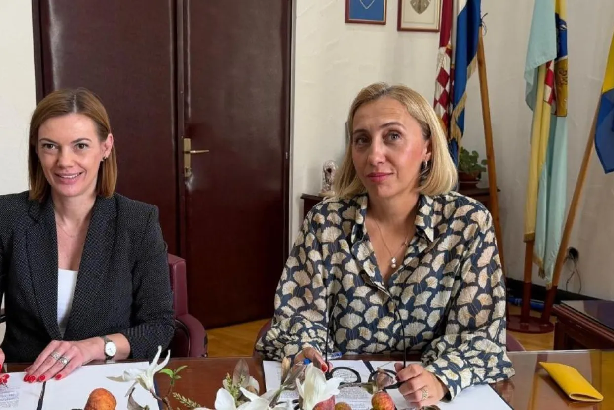 Ministrica Pozder u posjeti HNŽ