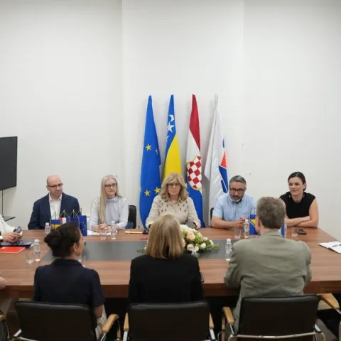 Znanstvenici sa Sveučili&scaron;ta Yale posjetili Sveučili&scaron;te u Mostaru: Fokus na suradnji u medicini, znanosti i izgradnji mira