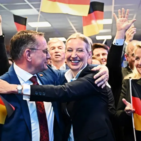 AfD.