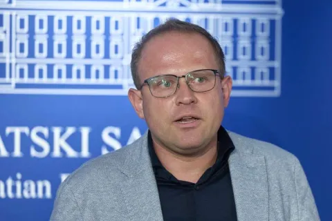 Mladen Barać