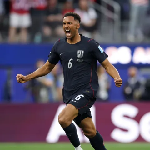 Auston Trusty