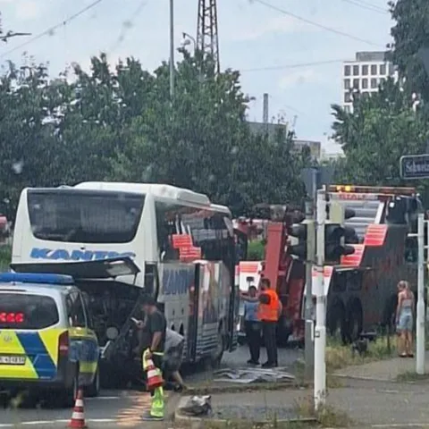 Nesreća u Njemačkoj, autobus iz BiH sudario se s tramvajem