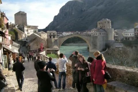Turisti u Mostaru najvi&scaron;e traže autentične rukotvorine, obrtnici zadržali prihvatljive cijene