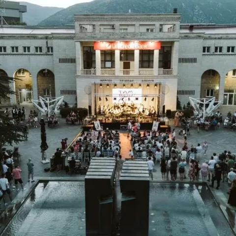 Vi&scaron;e od stotinu glazbenika nastupilo na drugom festivalu tambura&scaron;ke glazbe u Mostaru