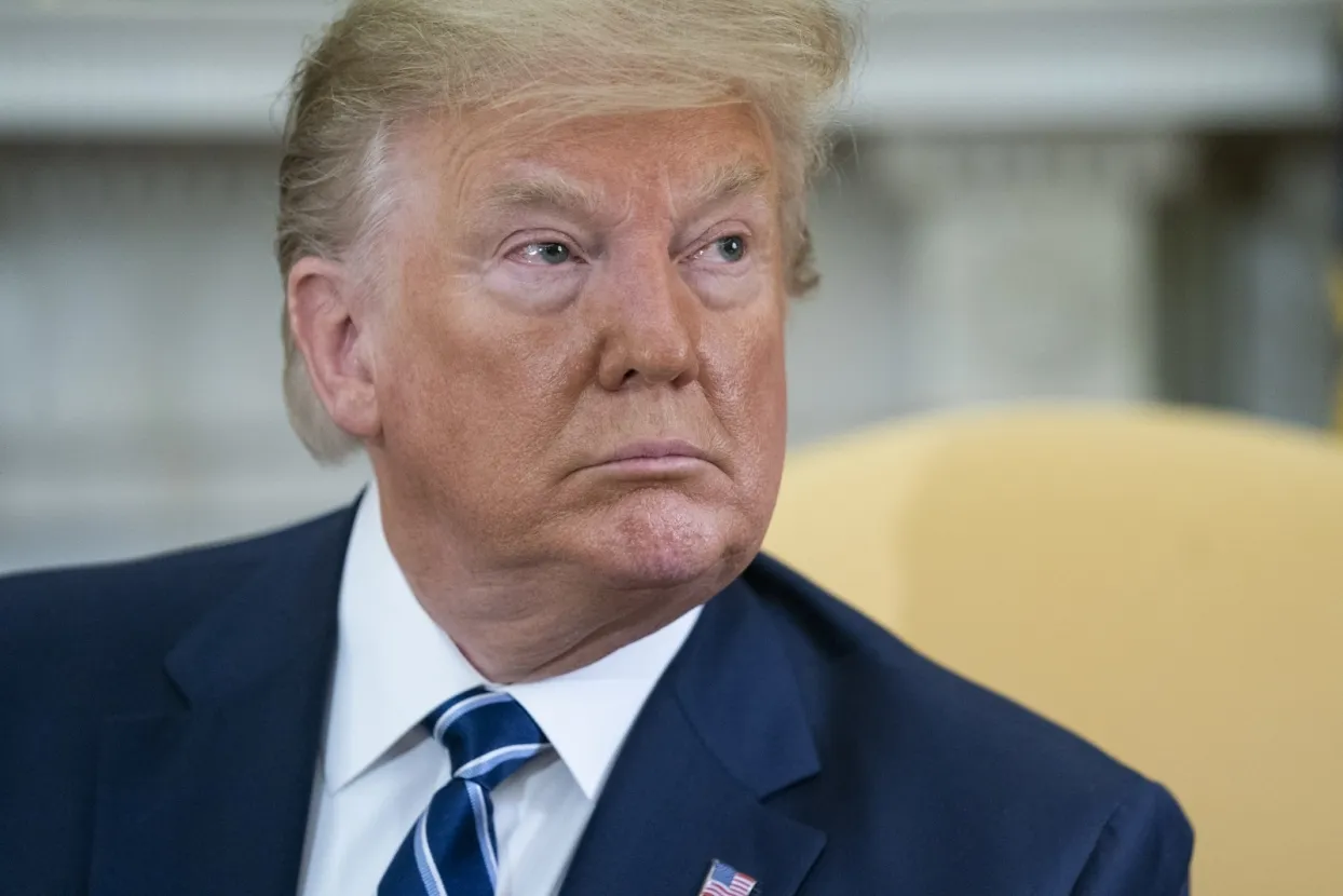 US President Donald J. Trump (R) meets with Canadian Prime Minister Justin Trudeau (not pictured) in the Oval Office of the White House in Washington, DC, USA, 20 June 2019. The president spoke to the media about Iran shooting down an American drone, saying it might not have been intentional.Credit: Jim LoScalzo/Pool via CNP | usage worldwide /DPA/PIXSELL