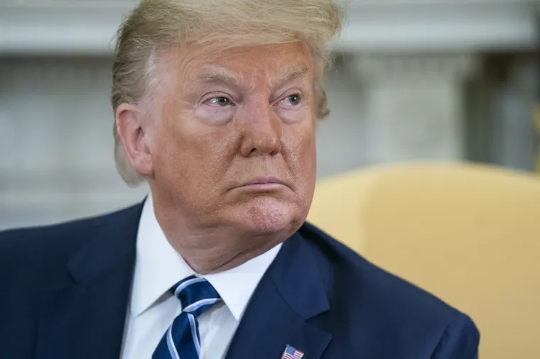 US President Donald J. Trump (R) meets with Canadian Prime Minister Justin Trudeau (not pictured) in the Oval Office of the White House in Washington, DC, USA, 20 June 2019. The president spoke to the media about Iran shooting down an American drone, saying it might not have been intentional.Credit: Jim LoScalzo/Pool via CNP | usage worldwide /DPA/PIXSELL