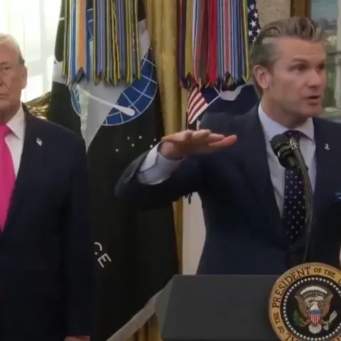 Trump i Hegseth 