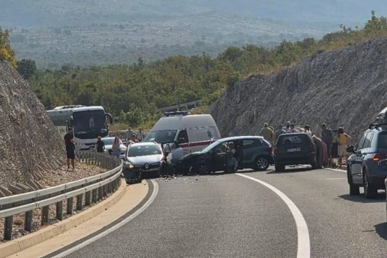 Prometna nesreća na putu Stolac-Neum