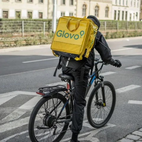 Glovo.