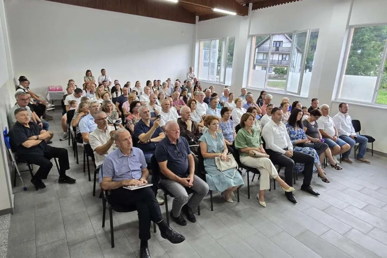 Predstavljanje knjige 'Na&scaron;a priča - Petrovići iz sela Ravan u Busovači'