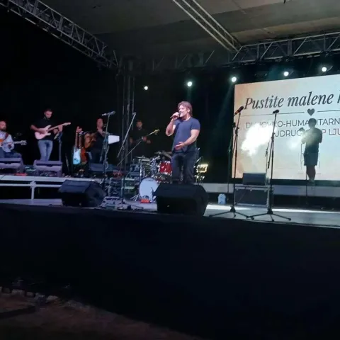 Održan humanitarni koncert za udrugu 'Kap ljubavi'