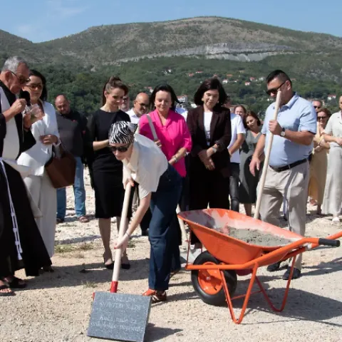 U Mostaru položen kamen temeljac za izgradnju Kuće nade
