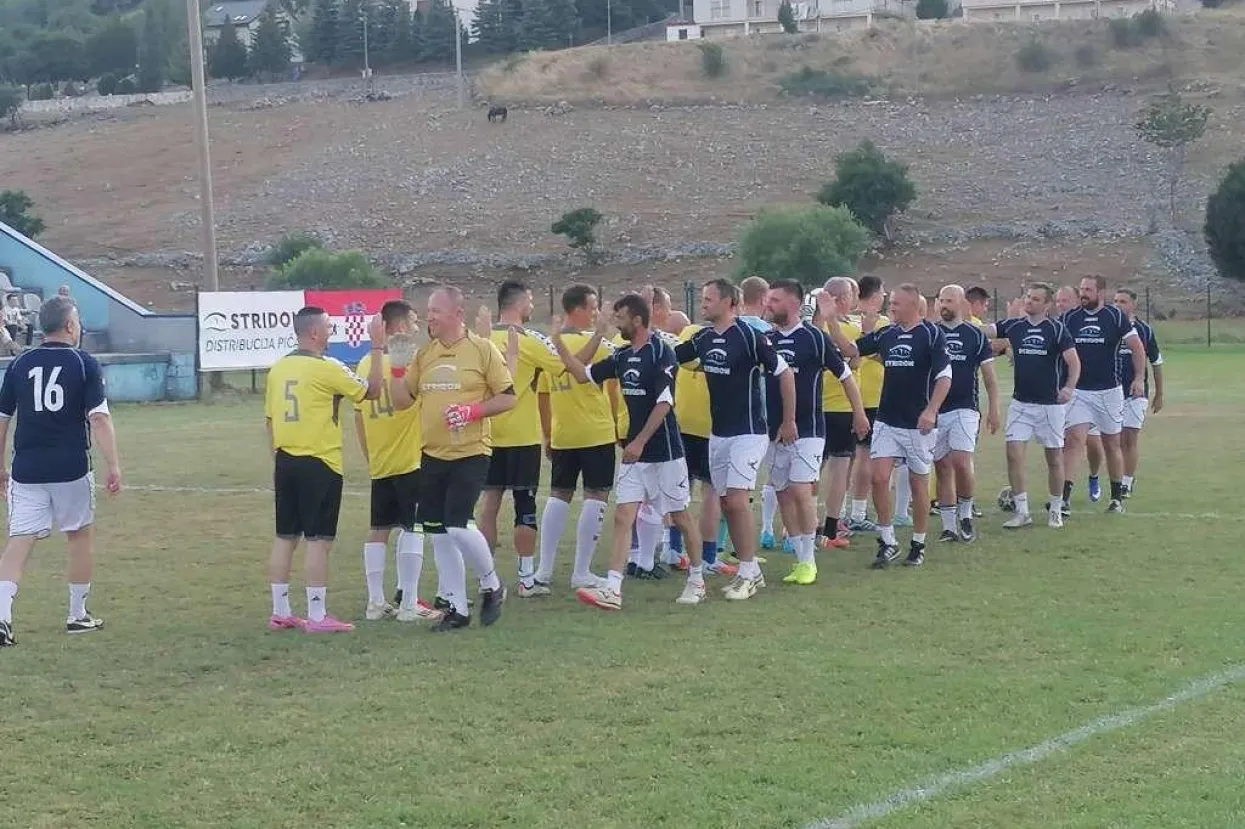 Održan humanitarno nogometno-glazbeni spektakl u &Scaron;ujici
