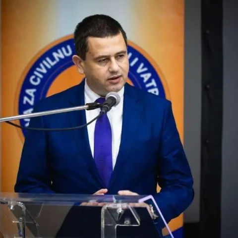 Adil &Scaron;uta