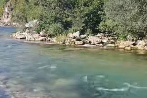 Neretvom tekla krv