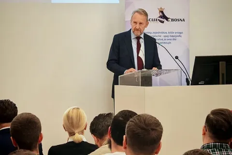 Bakir Izetbegović