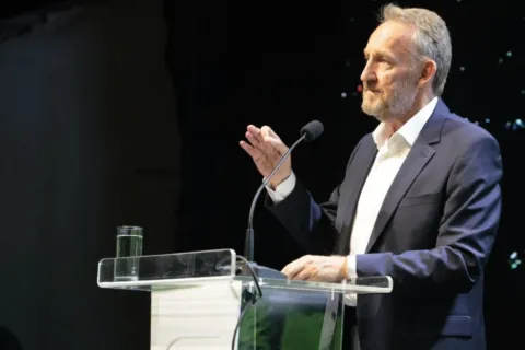 Bakir Izetbegović