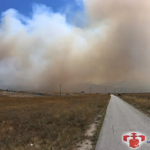 Apokaliptičnu prizori požara u Rami