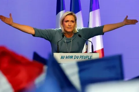 Nova anketa uoči predsjedničkih izbora u Francuskoj. Le Pen uvjerljivo prva