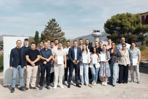 U Mostaru obučena prva generacija kontrolora zračnog prometa