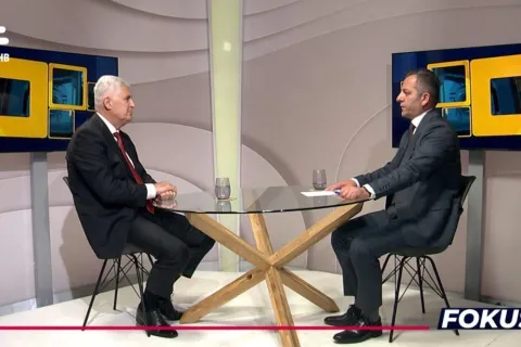 Predsjednik HDZ-a BiH i HNS-a Dragan Čović bio je gost emisije Fokus na Radioteleviziji Herceg-Bosne kod urednika i voditelja Jurice Gudelja