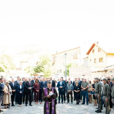 Livno.