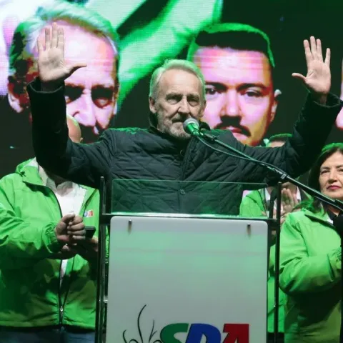 Bakir Izetbegović