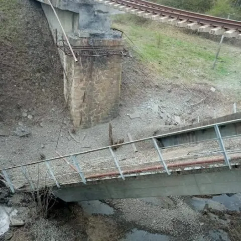 Sabotaža u Rusiji? Požar u vojnom kompleksu, o&scaron;tećen i željeznički most
