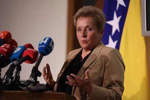 Marina Pende&scaron;