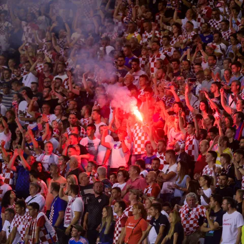 Split, 06.06.2022 - Utakmica 2. kola skupine A Lige nacija Hrvatska - Francuska. Na slici navijači su zapalili baklju na tribinama Poljuda.