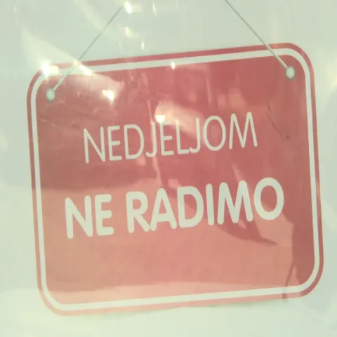Stručnjaci najave SDA-a da će ukinuti neradnu nedjelju ocijenili kao čisti populizam