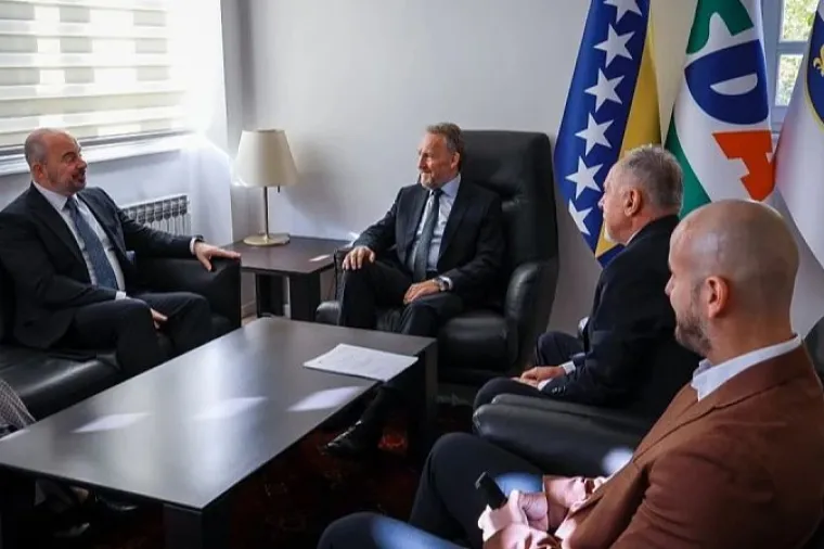 Ginkel i Izetbegović