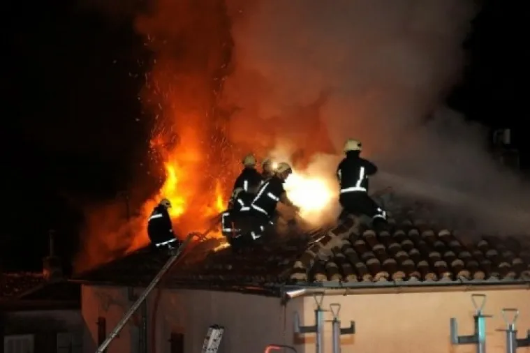 Jedna osoba poginula u požaru obiteljske kuće kod &Scaron;irokog Brijega