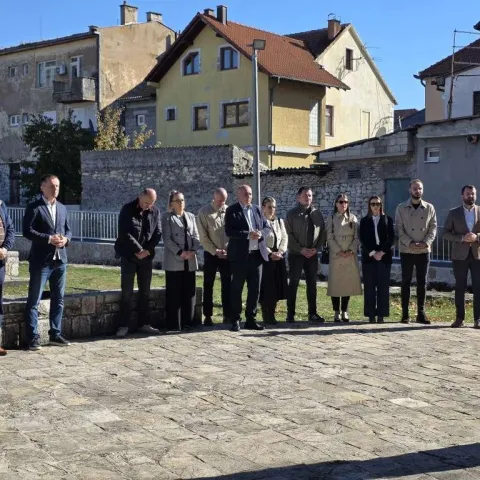 U Livnu odana počast poginulim, nestalim i umrlim hrvatskim braniteljima